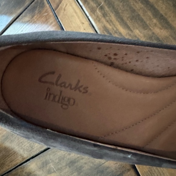 CLARKS INDIGO Taupe/brown Genuine Leather Suede Pumps High Heels Neutral size 7 - Picture 6 of 12